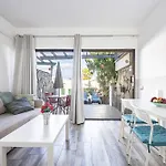 One Bedroom 39 アパート